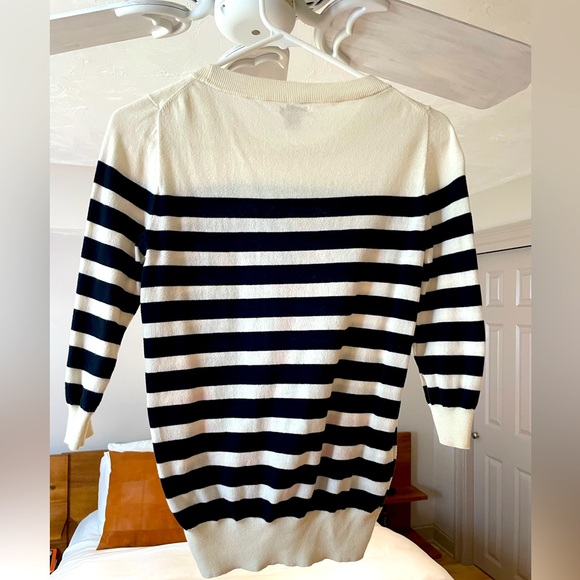 Red, cream and blue anchor light sweater. Size xs - Picture 2 of 3